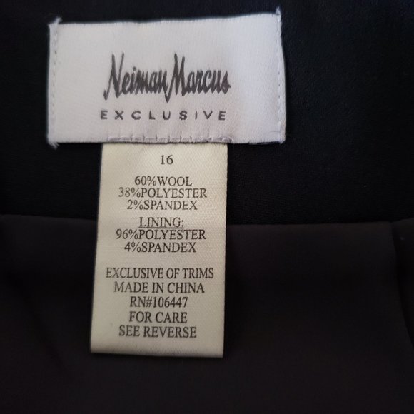 NWOT Neiman Marcus Exclusive Straight Pencil Skirt - Picture 3 of 4